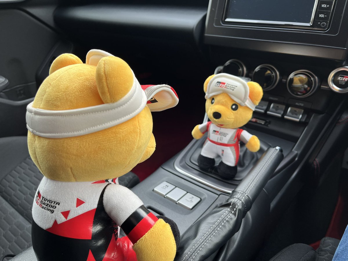 TGRラリー吉とトヨタくま吉の初顔合わせしました↓🐻🤝🐻