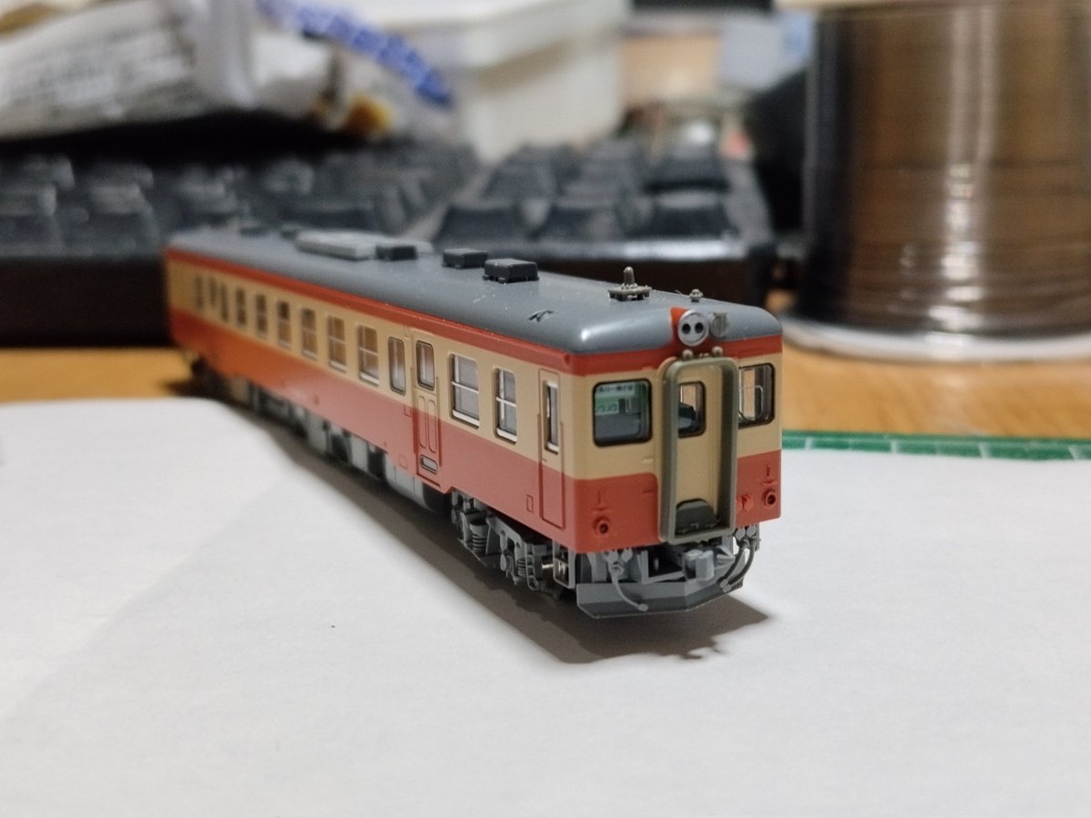 名駅ぽちで買ったKATOの0系動力車(1210円)と、TOMIXの大糸線キハ52