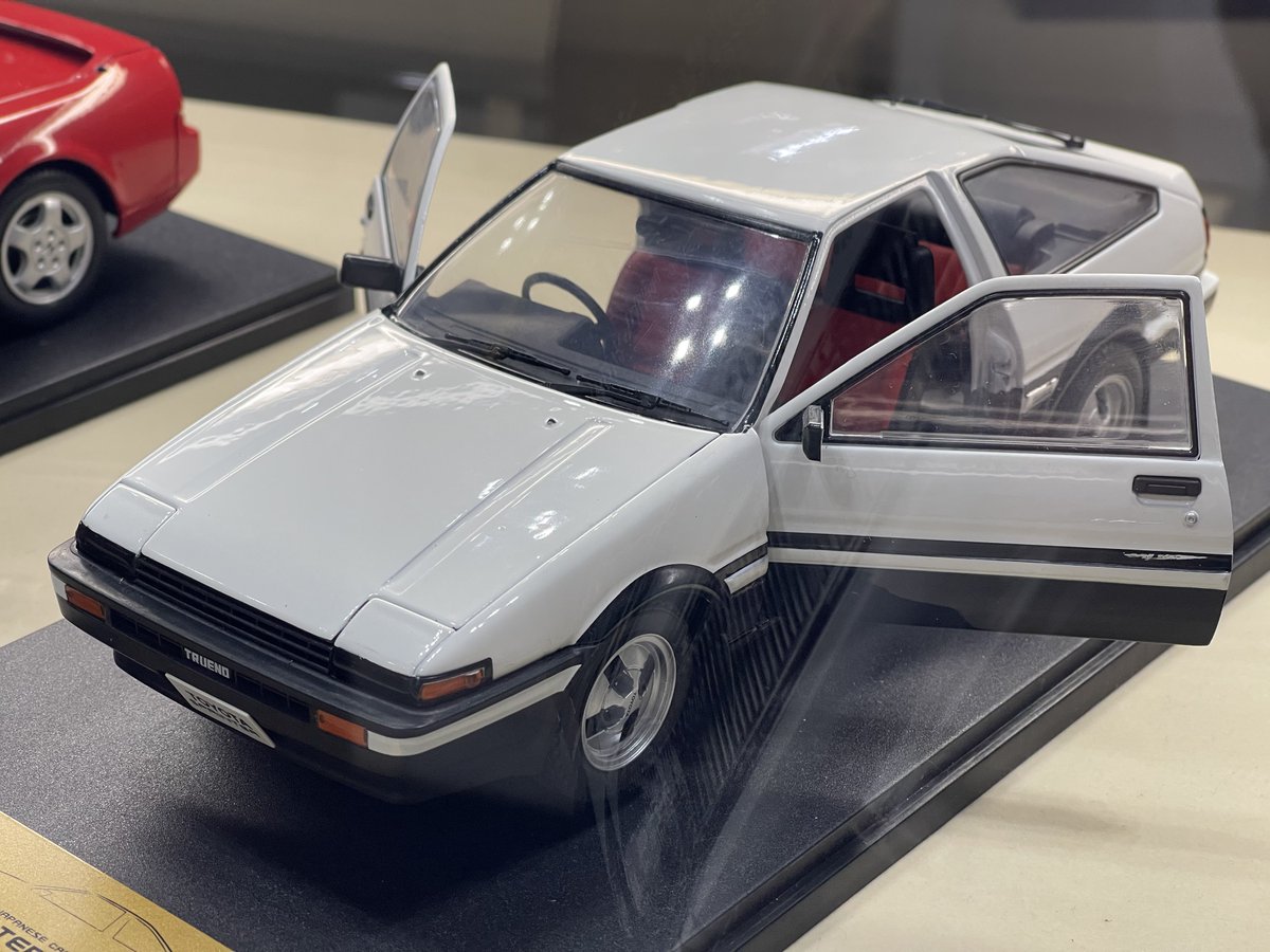 気になってたアシェットの1/18エクストラスケール国産名車コレクション