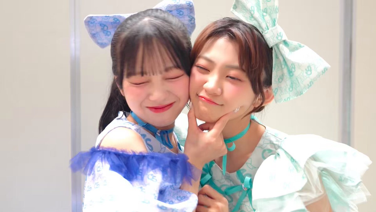 マジてぇてぇペアチェキ 増田彩乃💙板倉可奈💚 （ほっぺやわらかいの