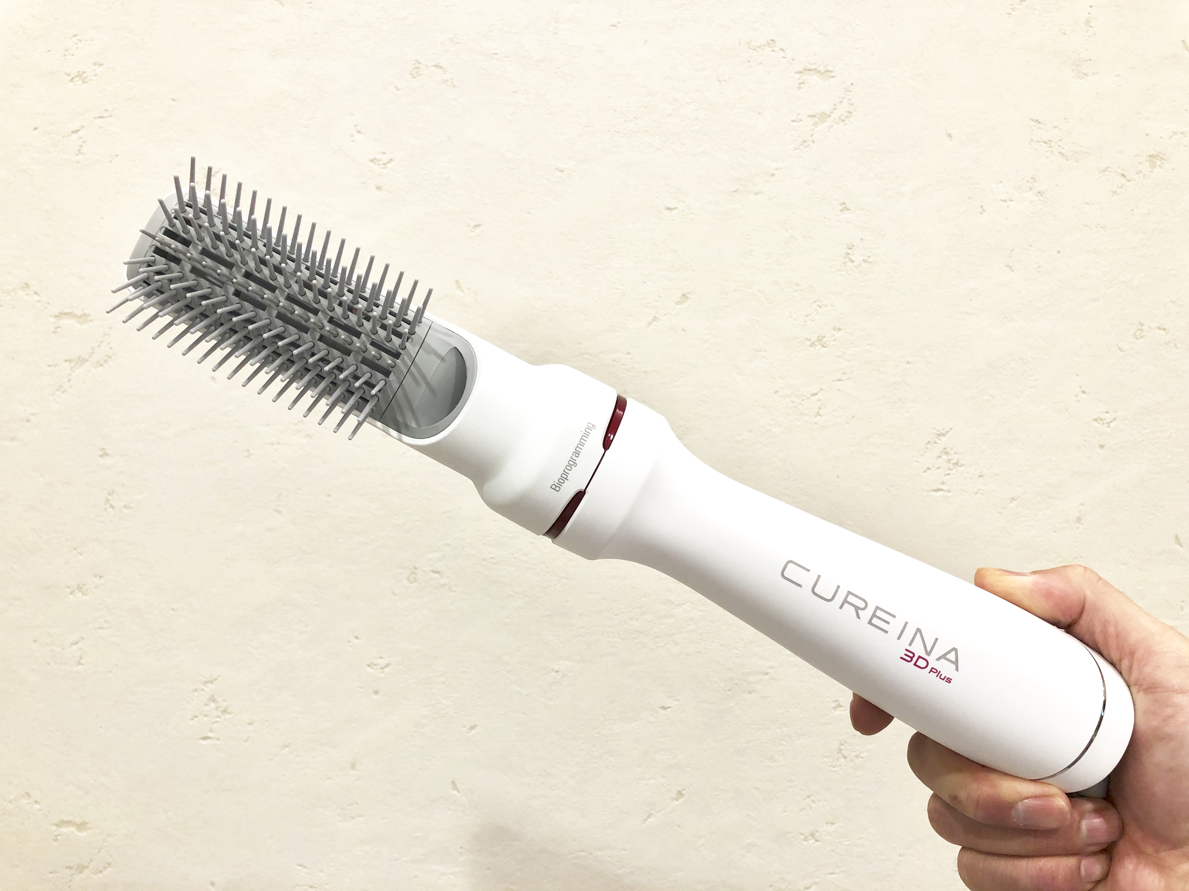 くるくるドライヤー」の最先端【キュレイナ 3D Plus】リュミエリーナ