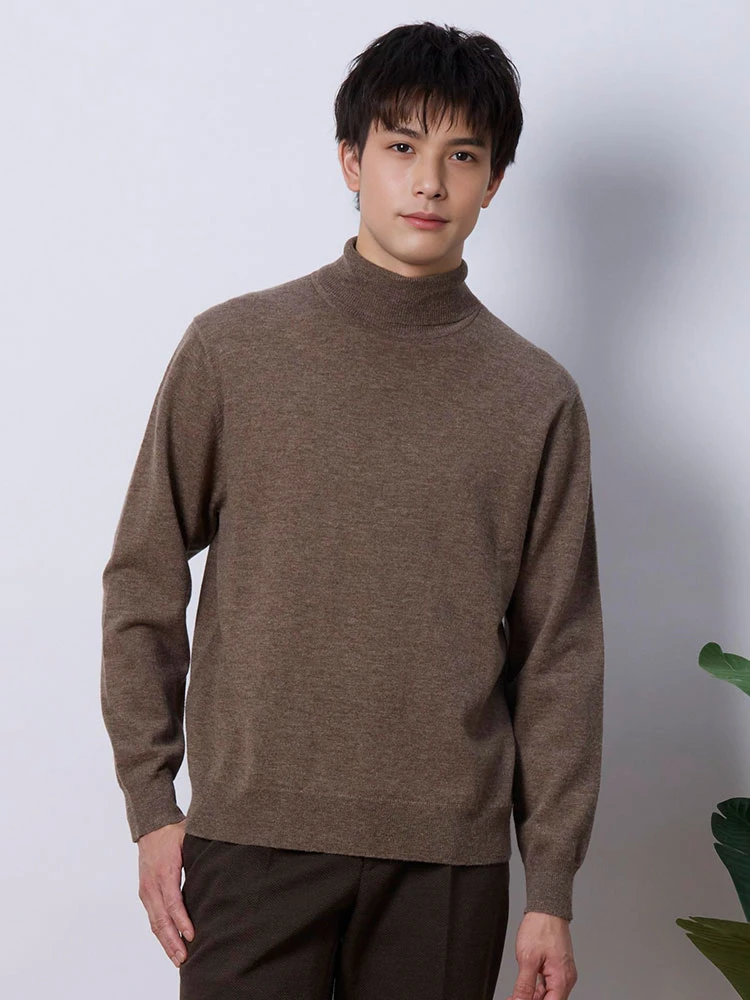 ブラウン TRANS CONTINENTS 無染色タートルネックニット ブラウン