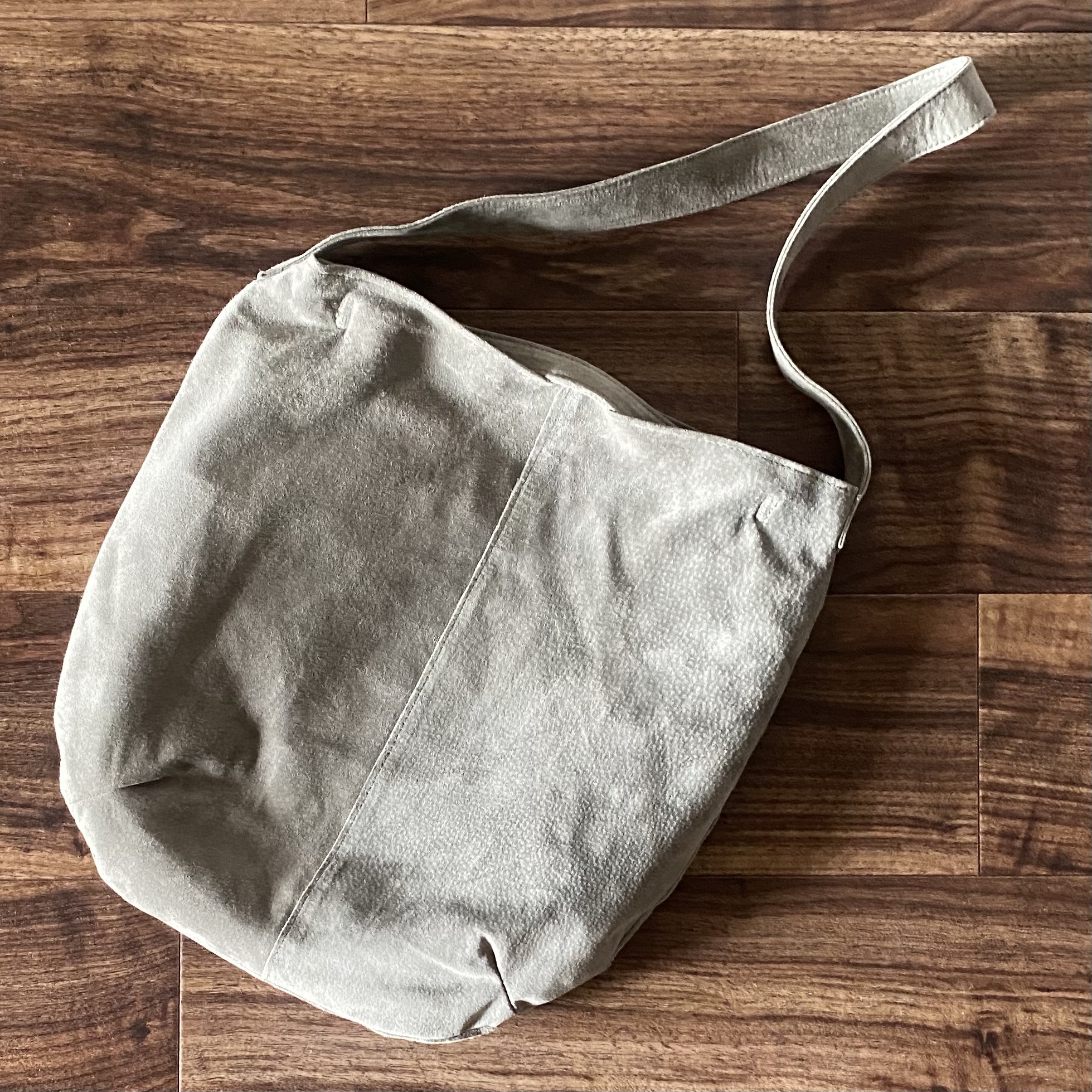 北欧、暮らしの道具店の撥水スエードの2Wayトートバッグ - petit*