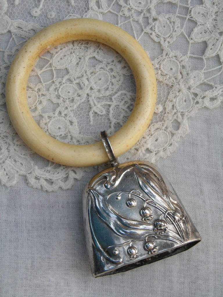 ラトル（赤ちゃんのガラガラ）vol.1 : 満月アンティーク