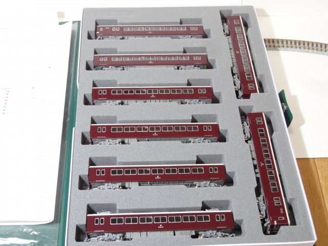 KATO阪急6300系 旧社紋 入線&軽加工 : 燕雀鉄道白津機関区活動日誌