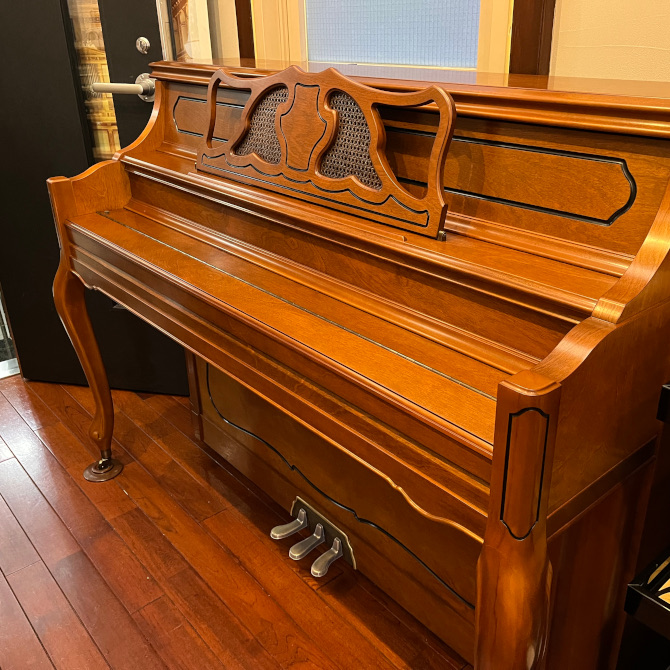 店頭展示新品》C-880F カワイアップライトピアノ | 中古アップライト