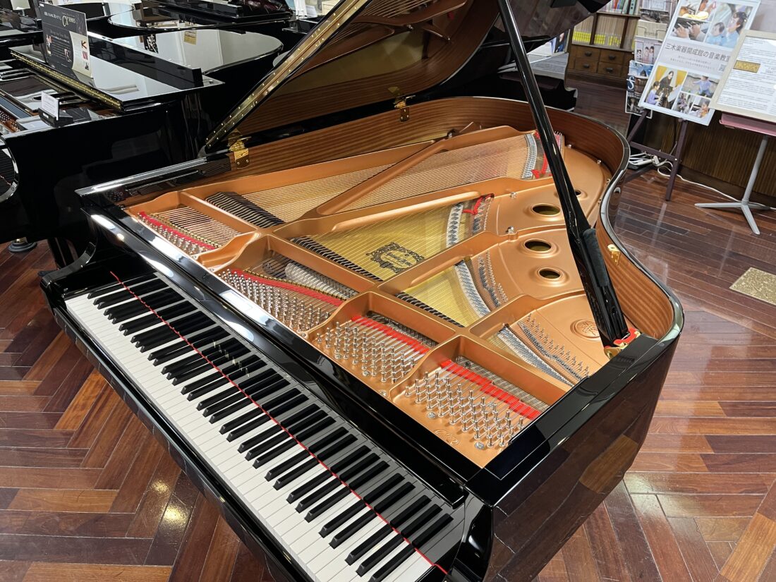 中古》MC10A ヤマハアップライトピアノ | ご成約済み商品 | 大阪・本町