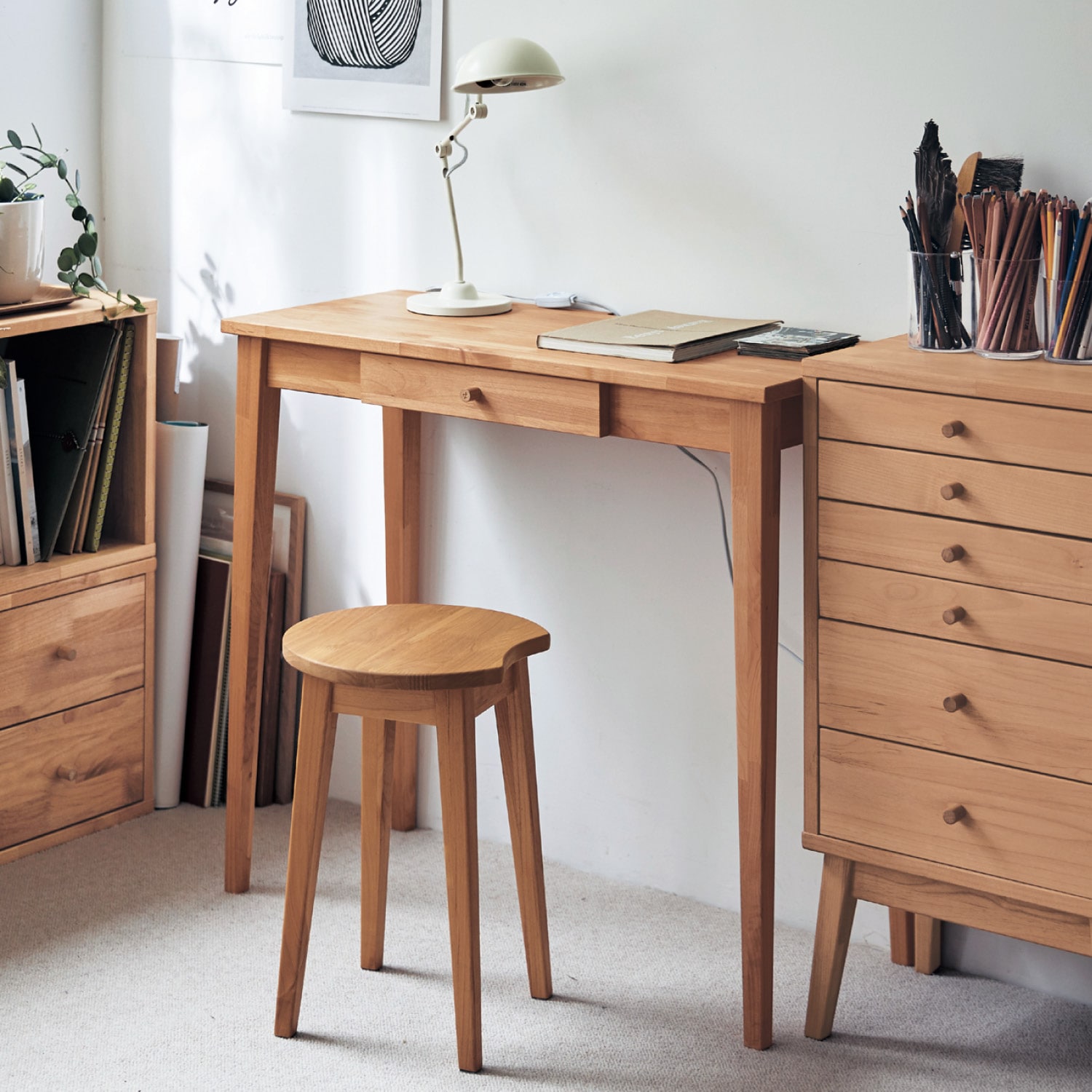 天然木アルダー材でつくったコンパクトデスク（パソコンデスク/ワーク