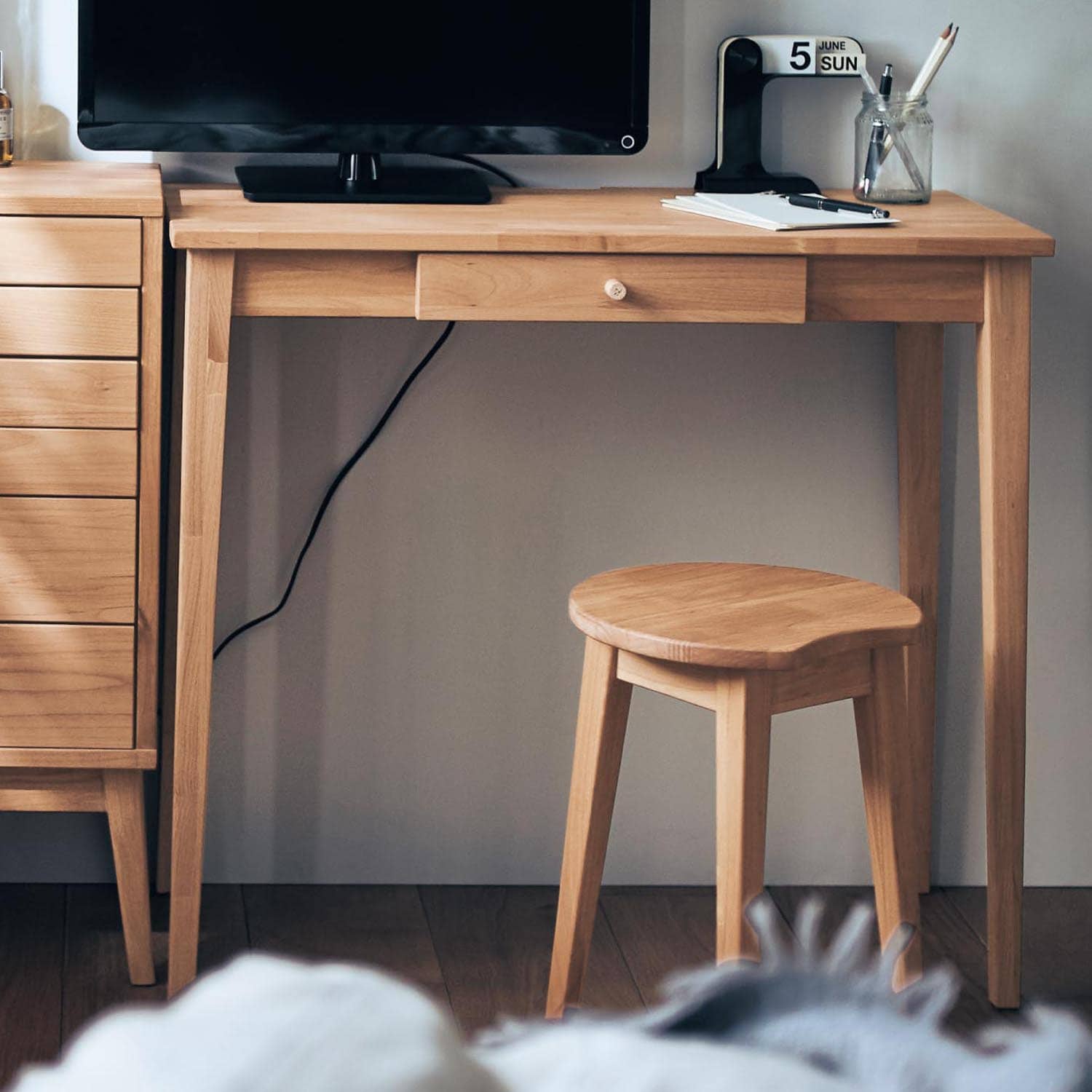 天然木アルダー材でつくったコンパクトデスク（パソコンデスク/ワーク