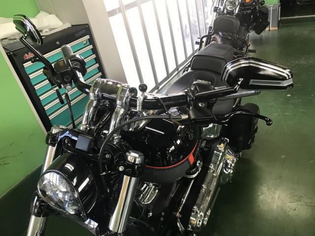 ブレイクアウト(FXBRS)グリップヒーター取り付け（ハーレー