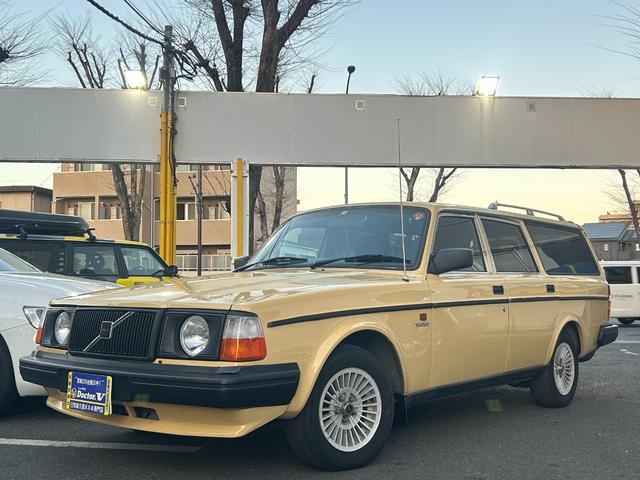 ボルボ 240 1989年モデルの価格・グレード一覧 価格.com