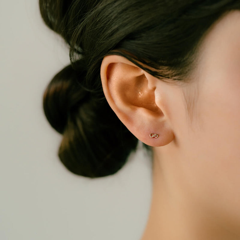 K10YG K10WG 天然ダイヤモンドボディピアス │インフィニティ – PICOLLET