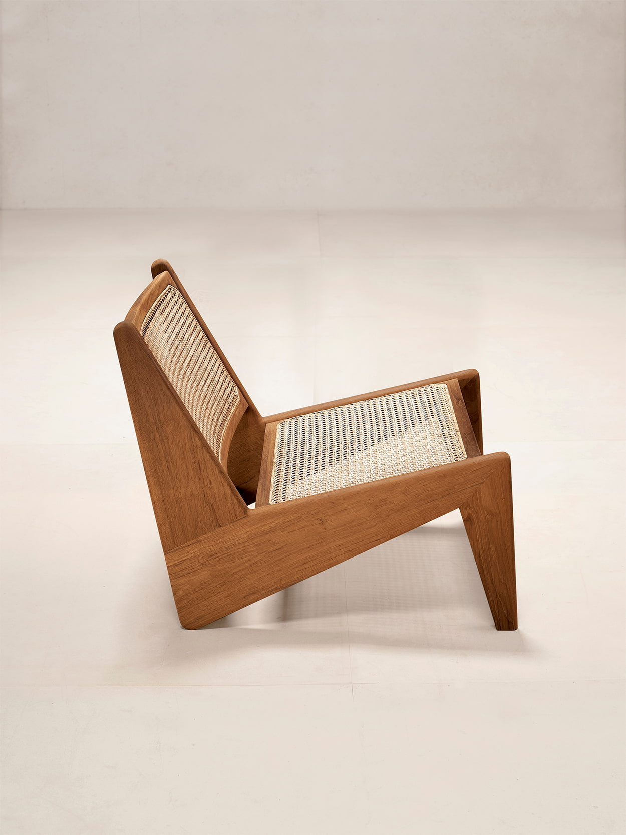 PH59 – Armless Lounge Chair｜Pierre Jeanneret