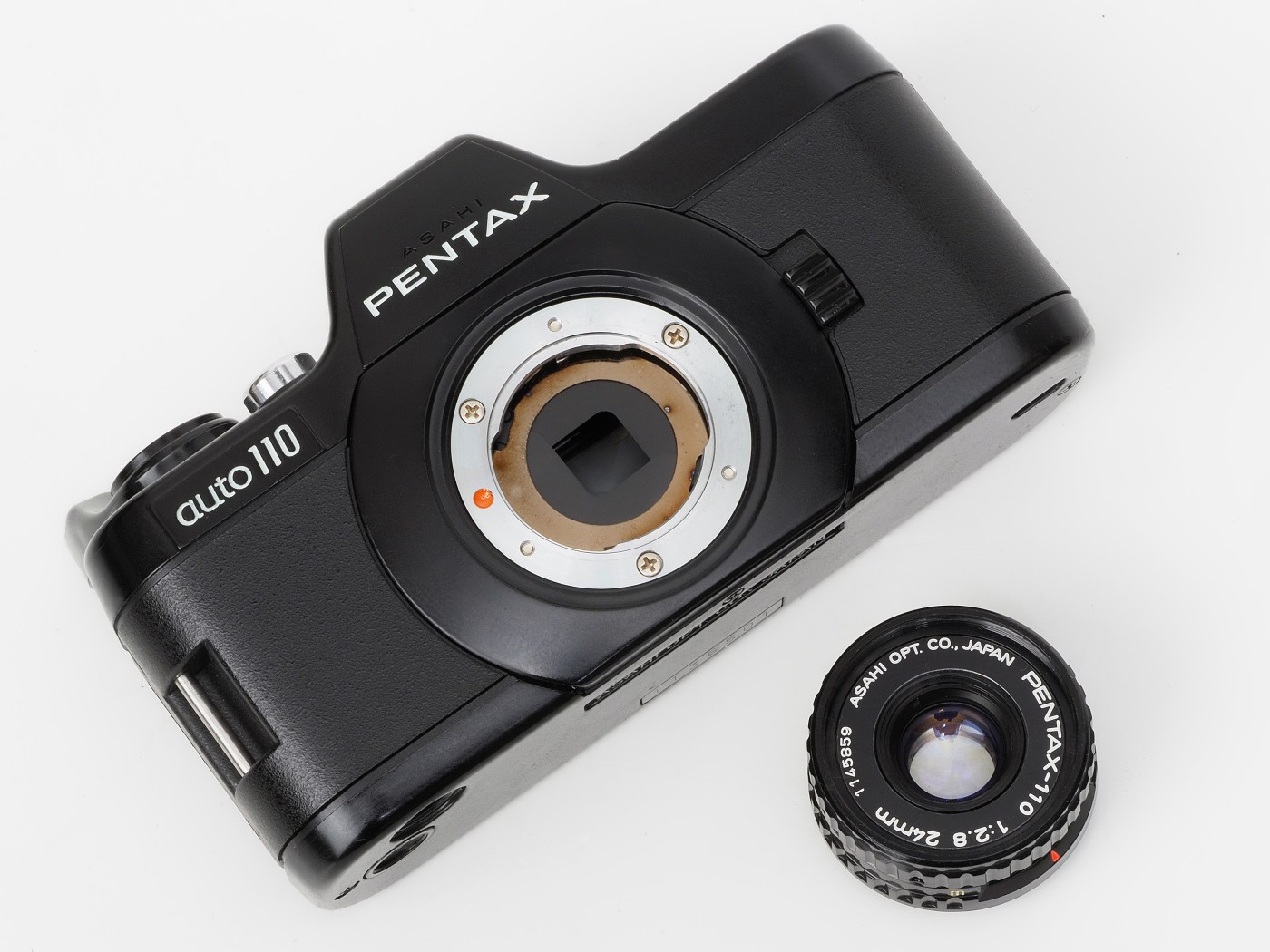 PENTAX　フィルムカメラ　ペンタックスauto110　メジャーキット カメラの八百富｜ペンタックス PENTAX AUTO110 パーフェクトキット