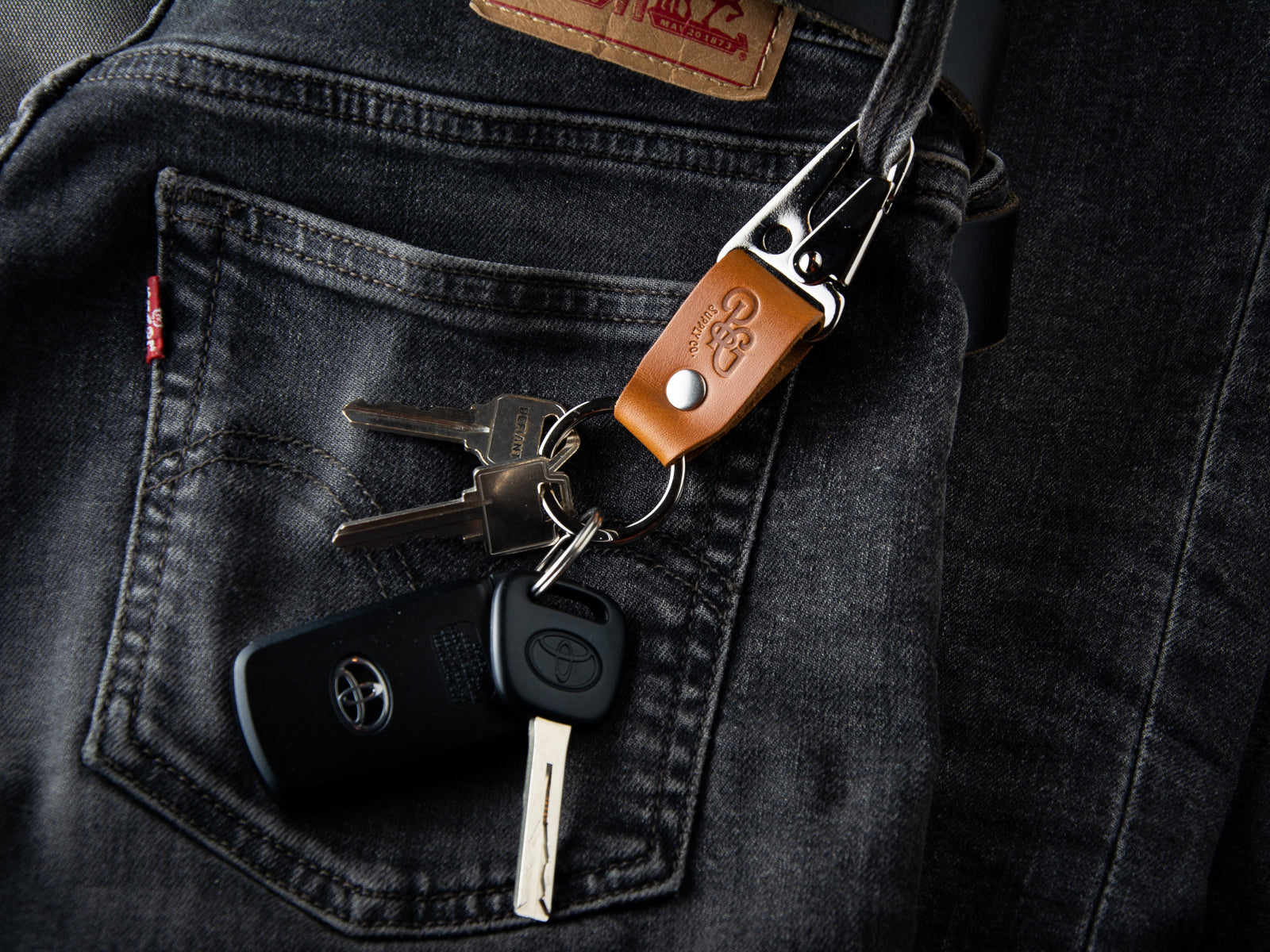 Stubby Keychain - Leather Keyring - Handmade in Nova Scotia