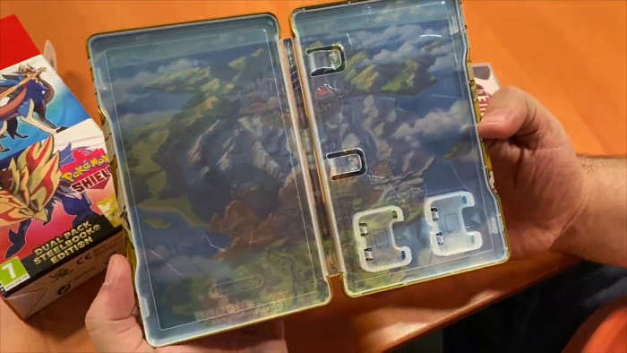 ポケモン ソード シールド、パッケージ版の小ネタがいくつか話題に