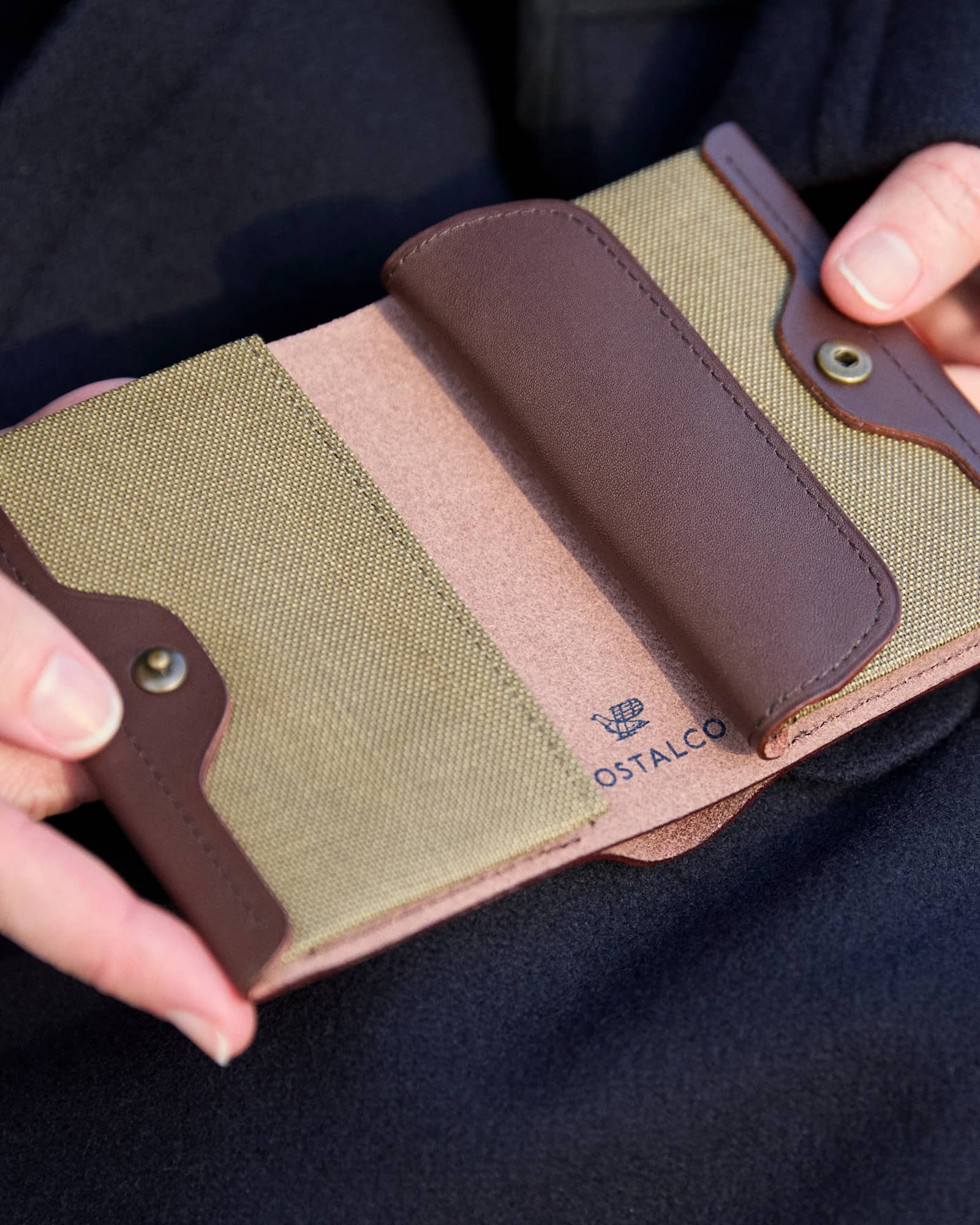 Pressed Cotton Card & Coin Wallet – POSTALCO