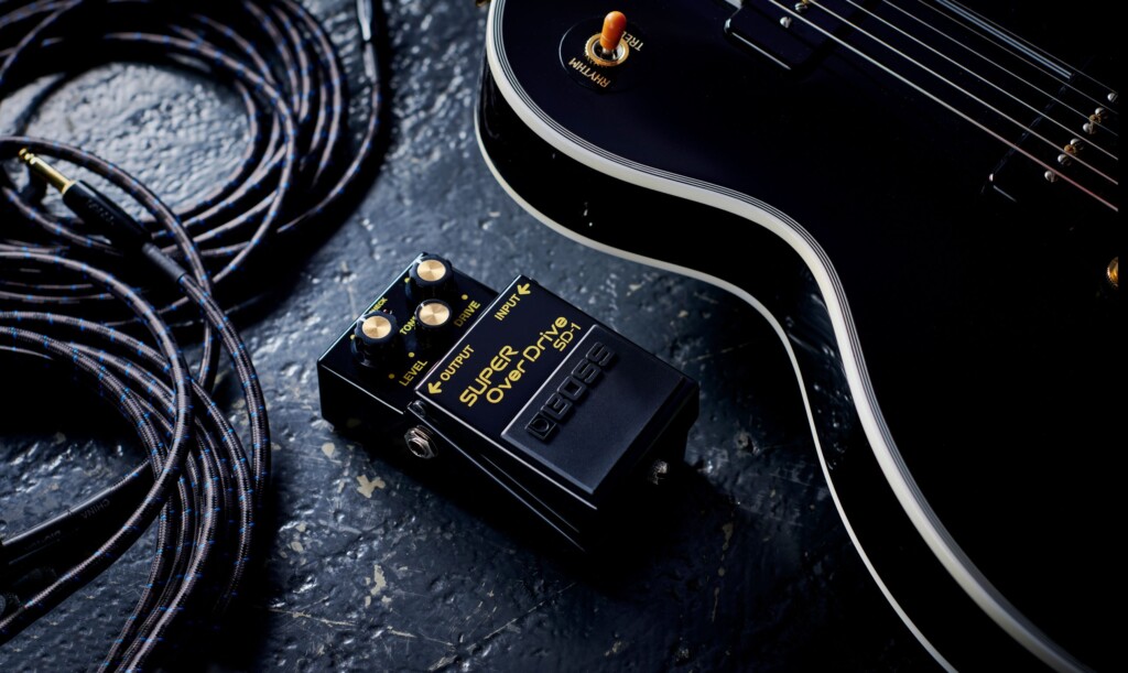 BOSS / 伝説の名機のアニバーサリー・モデル2機種が限定発売 | Player