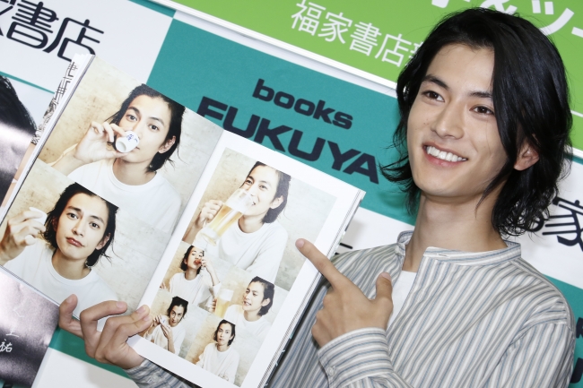 渡邊圭祐初単独イベント大盛況！ ウォズポーズで自ら祝福「上京から1