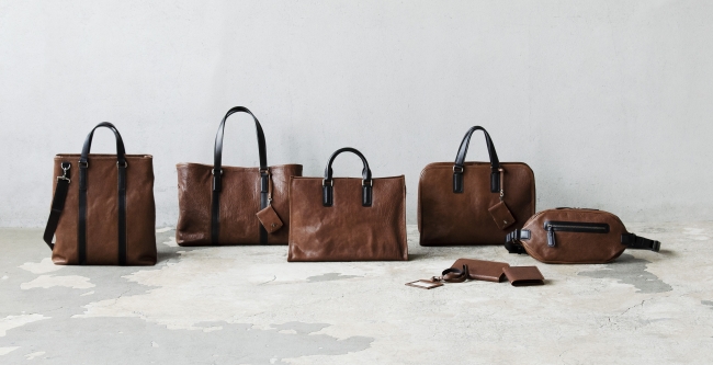 土屋鞄】ビジネスシーンの「楽で、スタイリッシュ」を叶える2way縦型