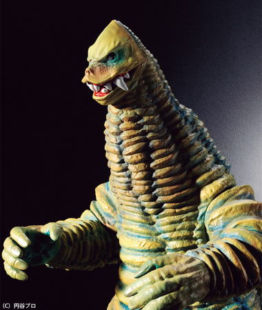 全高約400mm！円谷プロの造形部門が手掛けた「レッドキング」の巨大