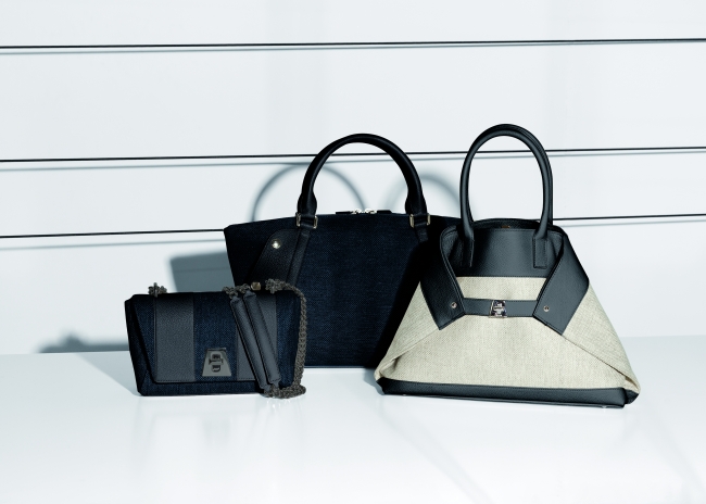 Fly with Akris！ | 株式会社 アクリスジャパンのプレスリリース