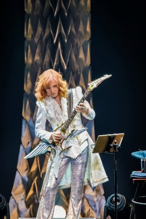 西本智実×高見沢俊彦、新たなステージで誕生した“音楽の革新