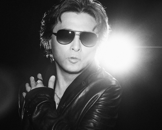 甲斐よしひろ 60歳の誕生日を飾る一夜限りのスペシャルライブに、甲斐