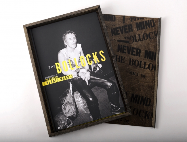 写真家デニス・モリスのセックス・ピストルズ【超レア】限定版写真集を