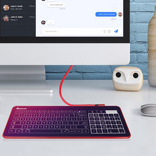 近未来デザインの高品質・高耐久なガラス製ハイエンド・キーボード