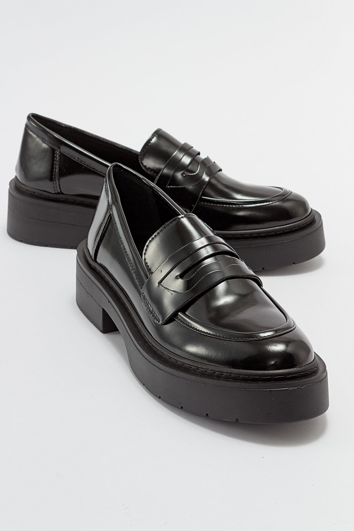 Josie - Black Patent Platform Loafers – Prologue Shoes