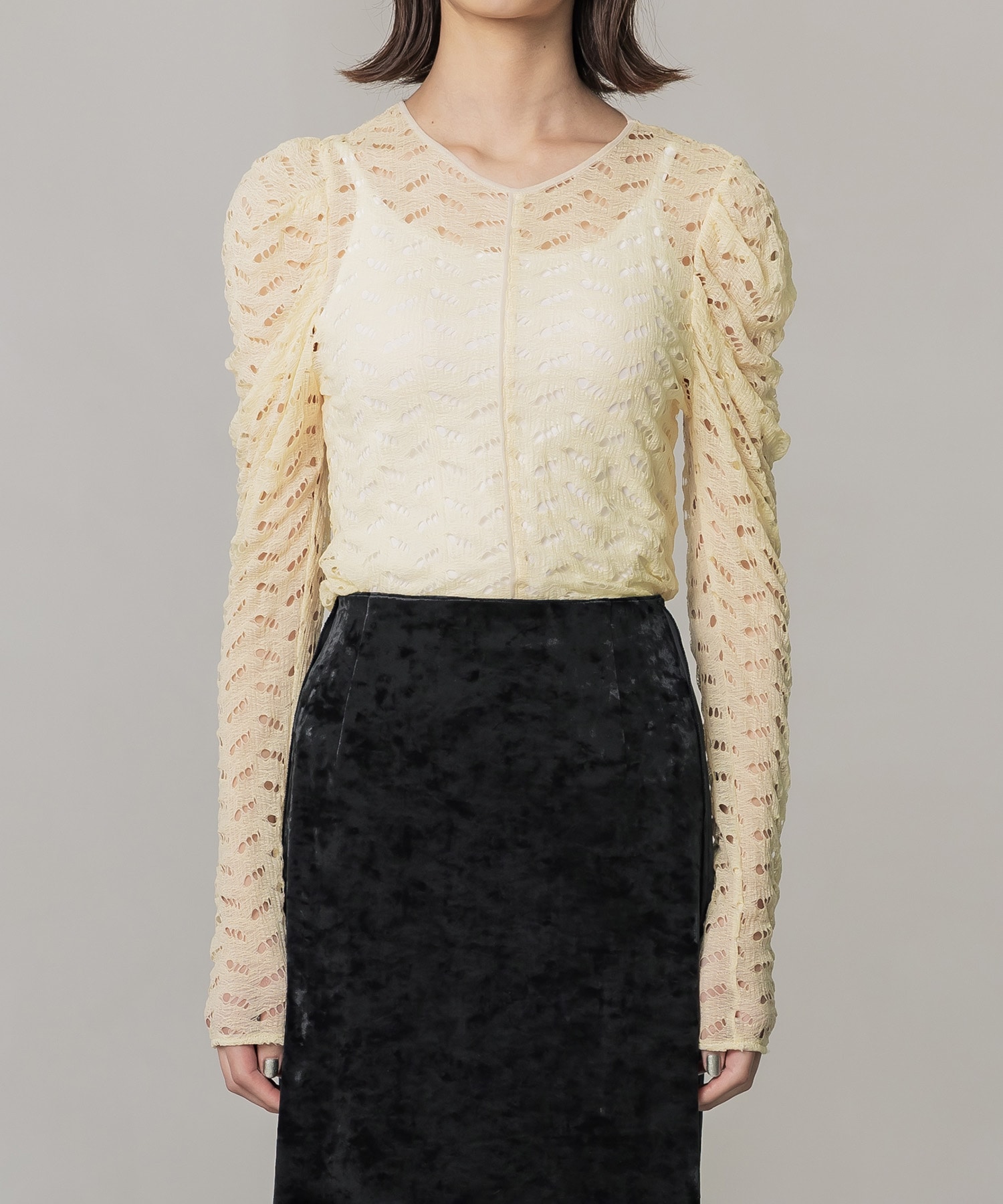 ギャザースリーブレースTOP(FREE IVORY): : ウィメンズ｜PUBLIC TOKYO