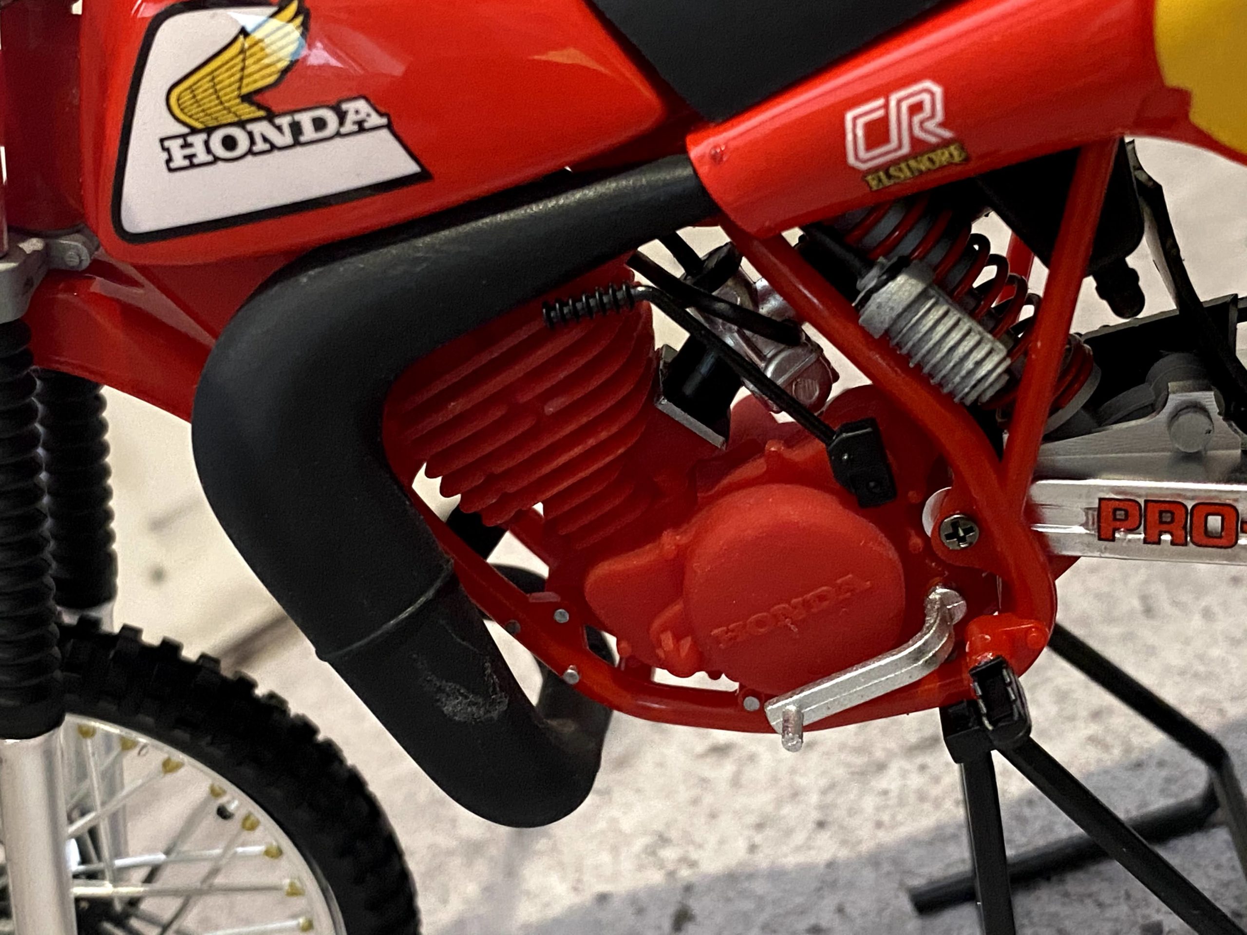 制作】1/12 TAMIYA HONDA CR450R part3 | プラモの時間