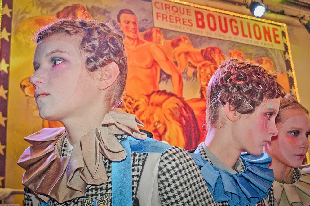 UNDERCOVERから約6年ぶりの写真集が6月21日より出版・限定販売 │ QUI