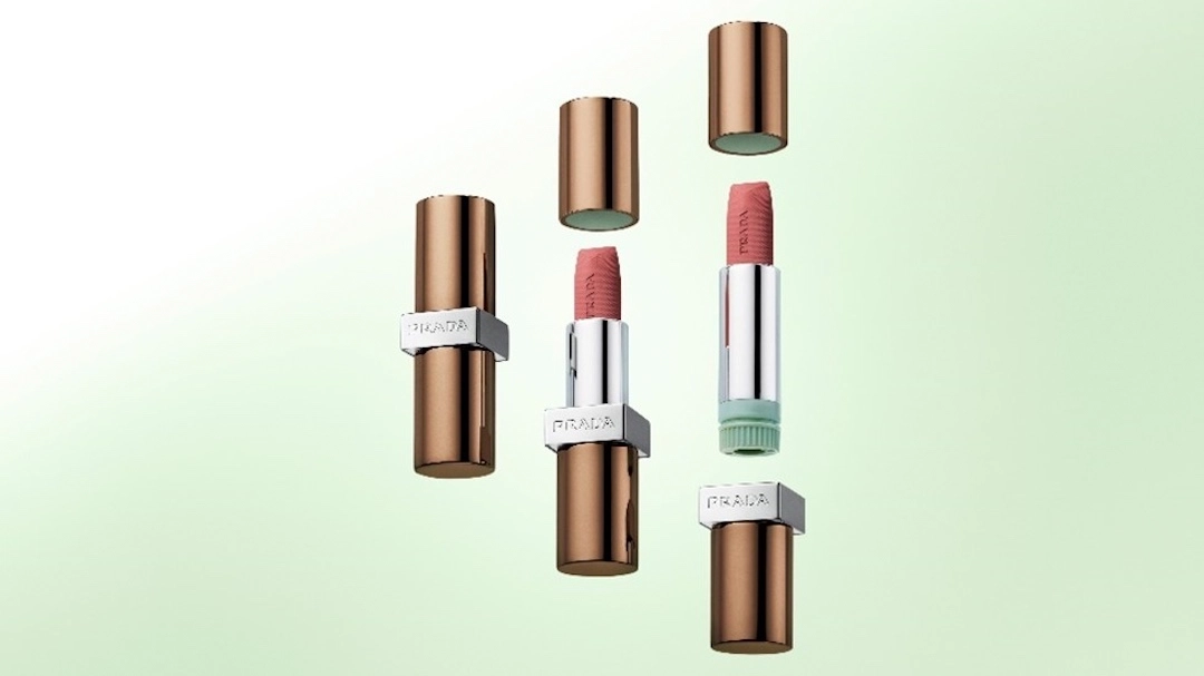 PRADA BEAUTY から、リップのカプセルコレクション「モノクローム