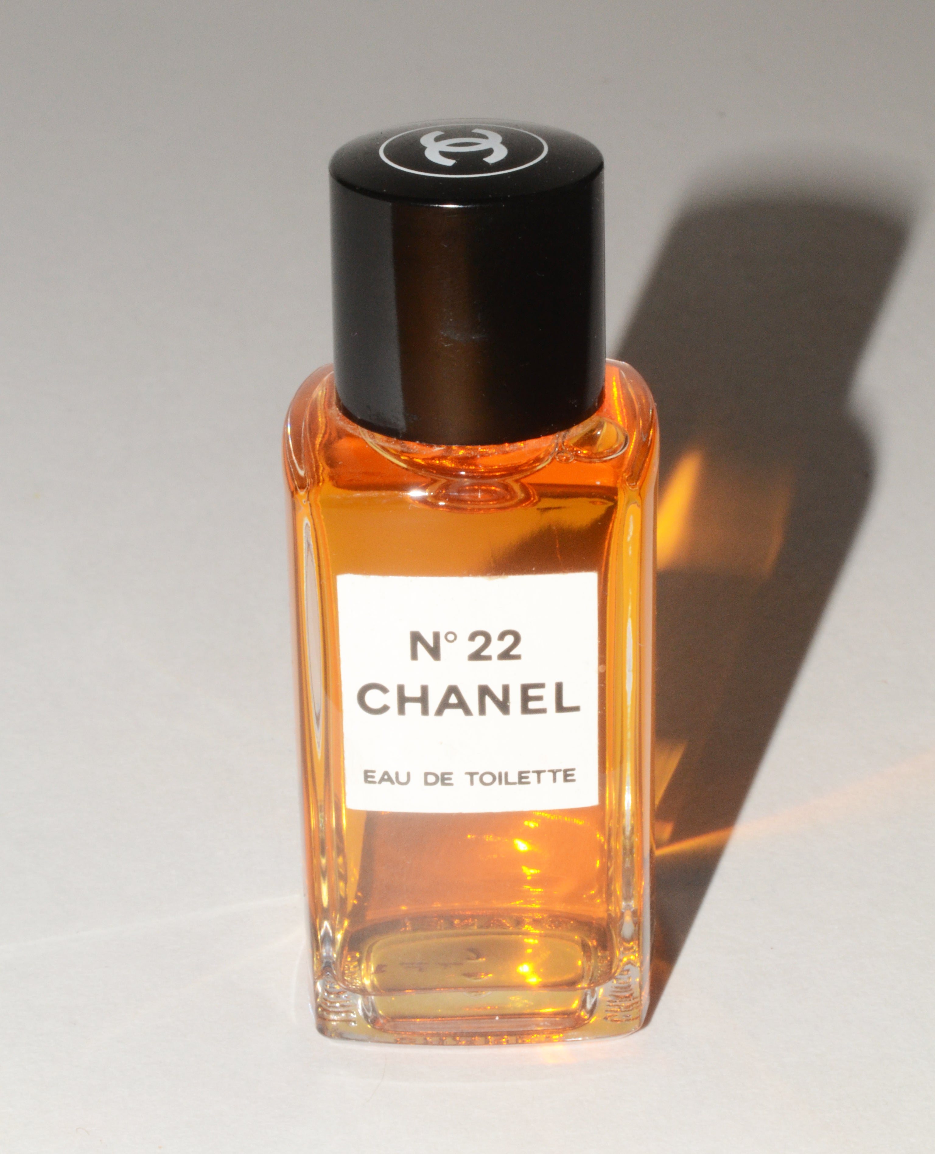 Vintage Chanel No 22 Eau De Toilette – Quirky Finds