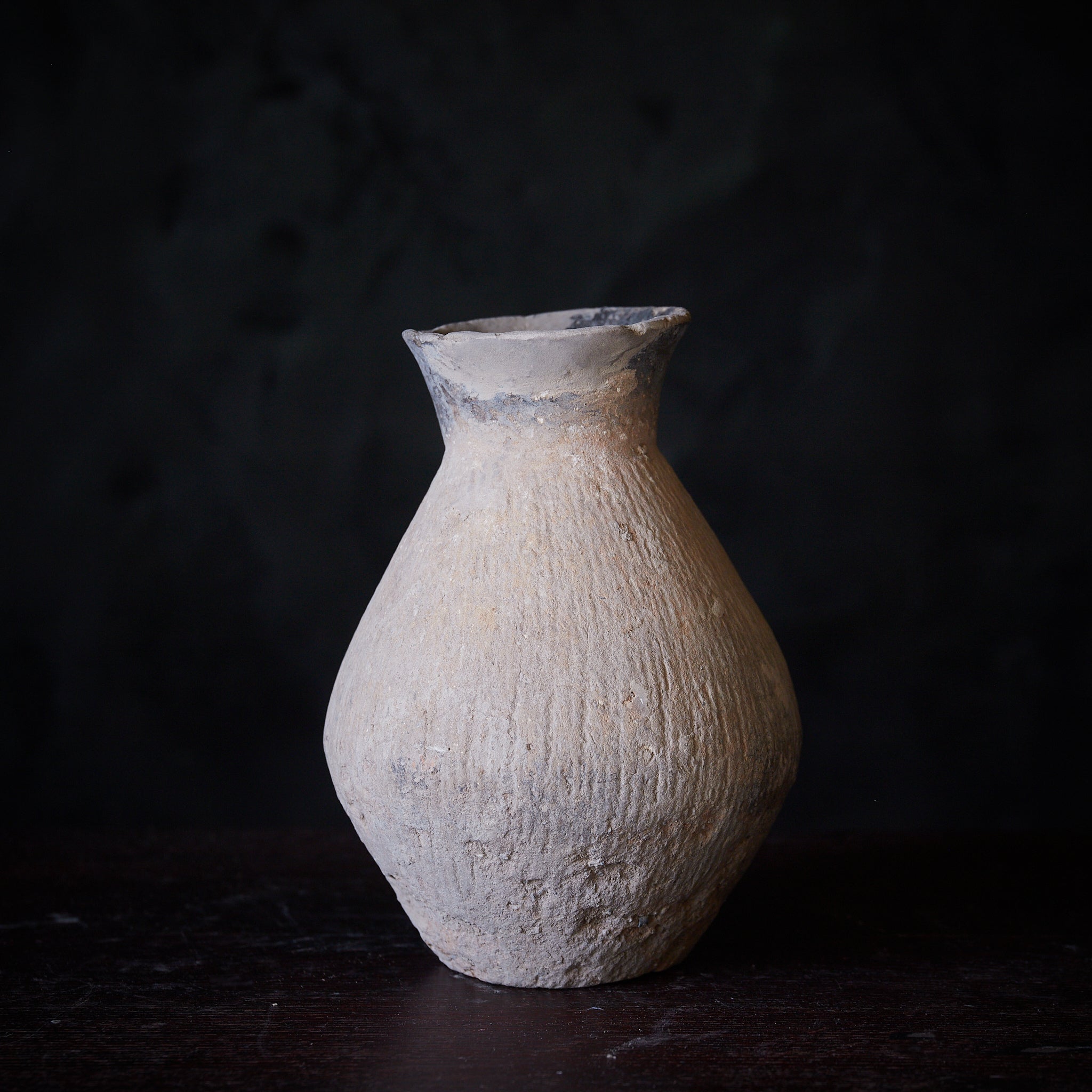 弥生時代 壺形土器 a（300BCE–250CE） | 入蘆花（ロカニイル）