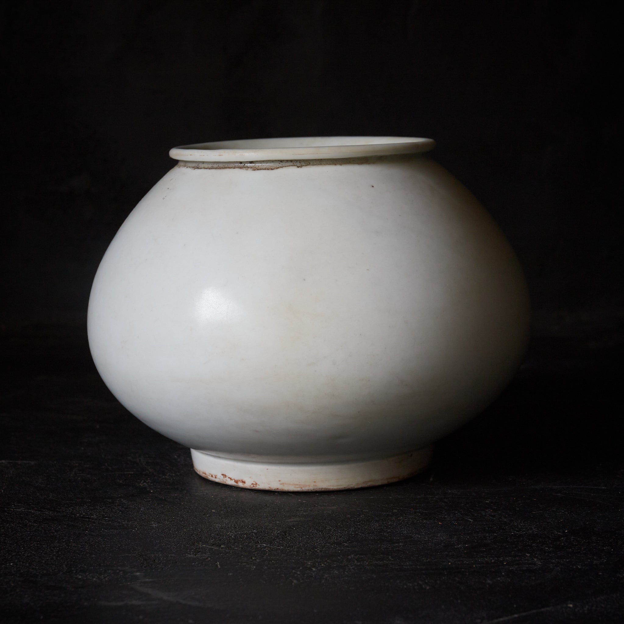 李朝 白磁丸壺 木箱付（1392–1897CE） | 入蘆花（ロカニイル）