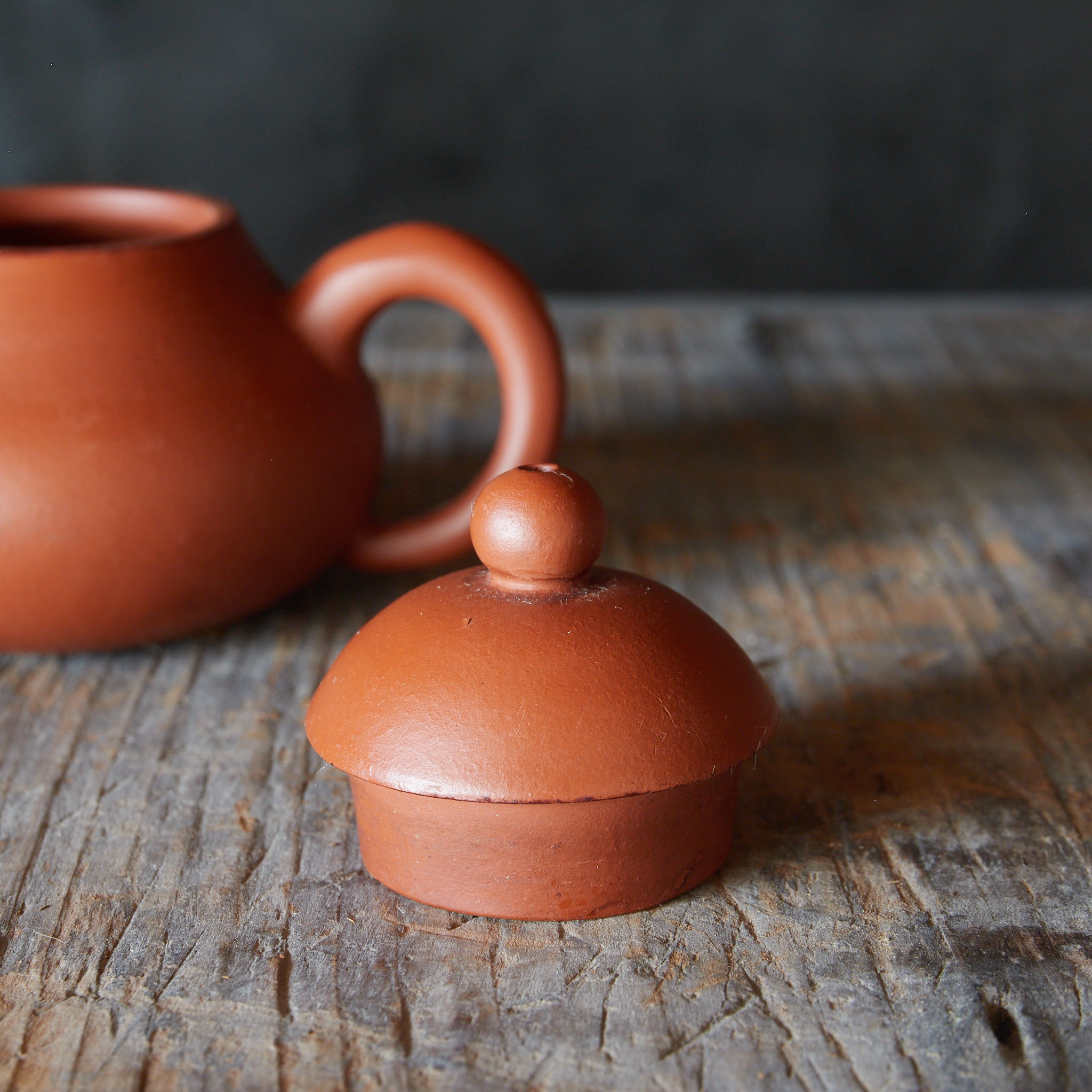 清代-民国期 荊渓南孟臣製 朱泥梨型壺（急須）（1616–1949CE） | 入