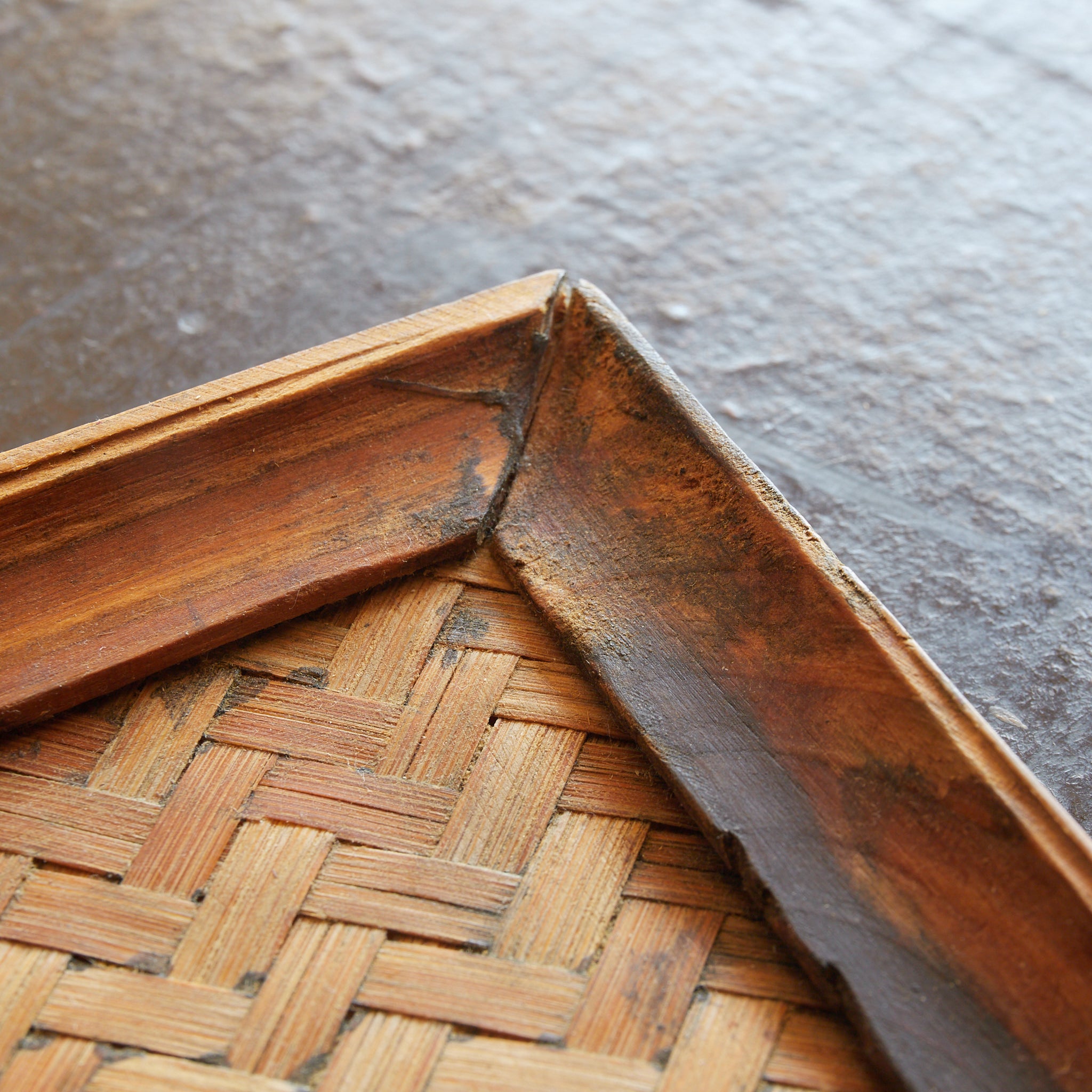 大正–昭和時代 網代文煎茶盆（1912–1989CE） | 入蘆花（ロカニイル）