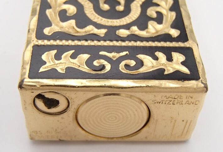 ダンヒルのガスライターは昔から人気が高いです！ 山形県のお客様