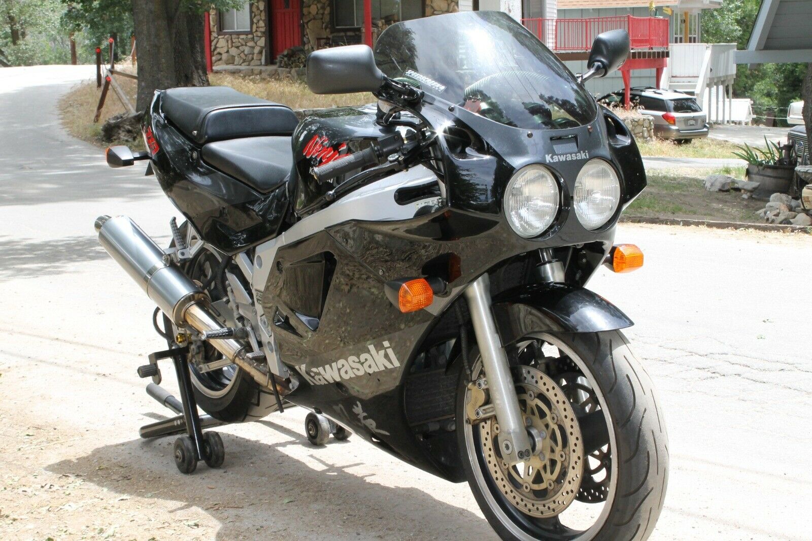 Featured Listing: 1989 Kawasaki ZX-7 - Rare SportBikesForSale