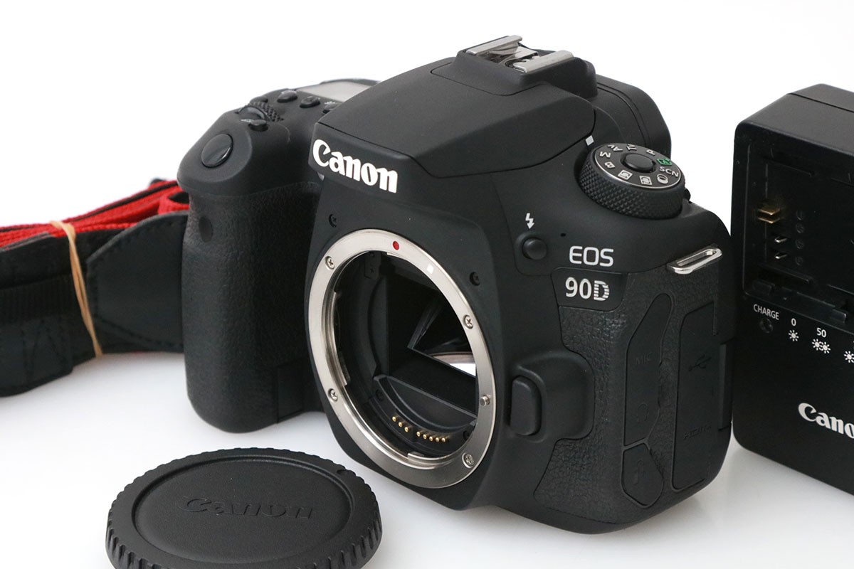 ⭐初心者おすすめ⭐EOS KISS X50 レンズ EF-S 18-55mm ⭐初心者おすすめ⭐