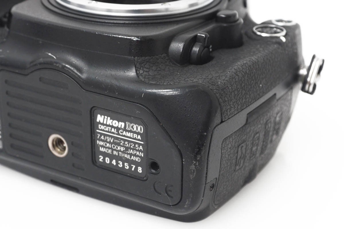 D300 ボディ CA01-R683-2P1B-ψ | ニコン | デジタル一眼レフカメラ