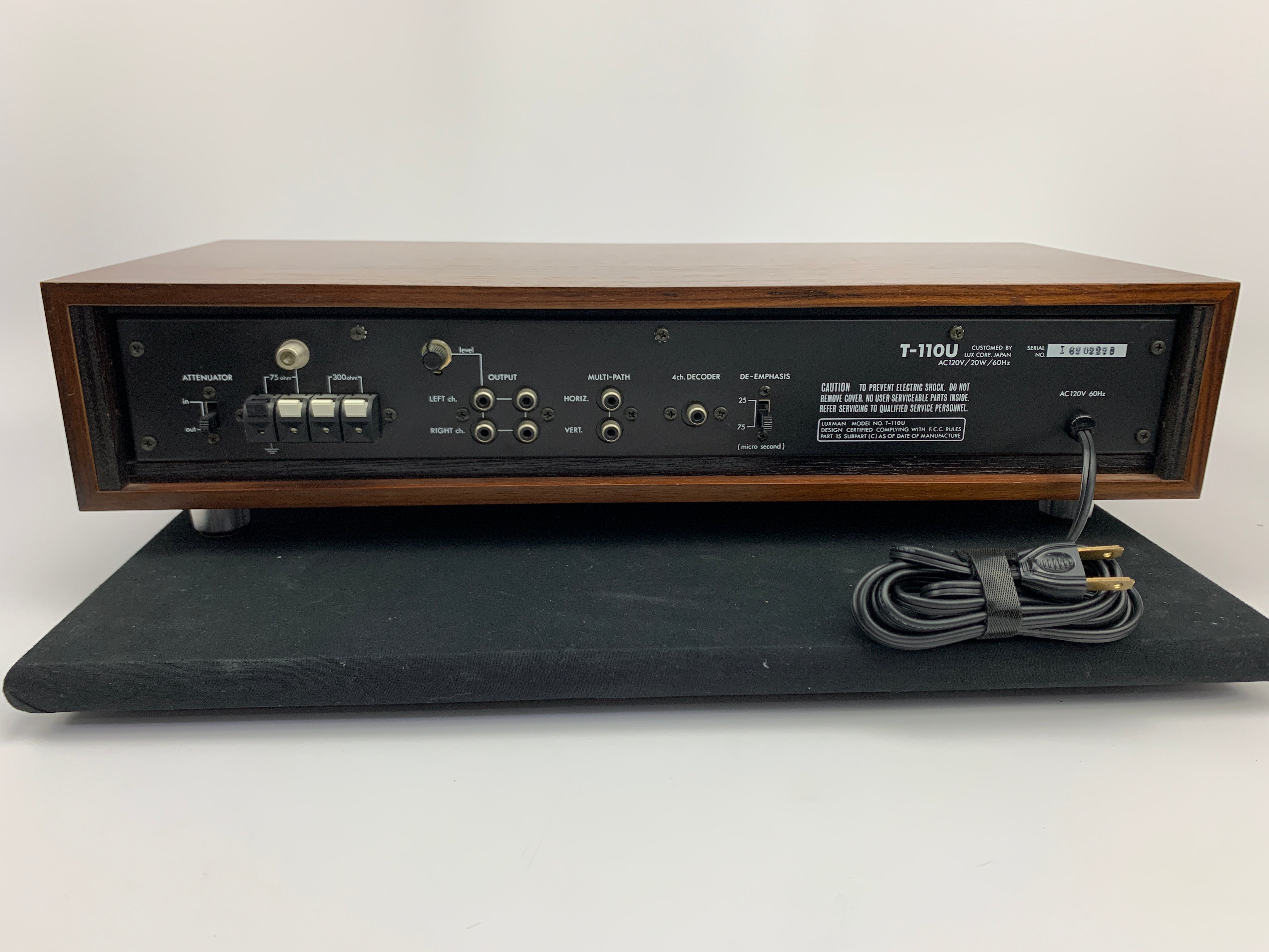 LUXMAN T-110 FM TUNER – Record Mart HiFi