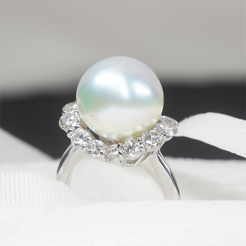 南洋白蝶真珠 10.7mm ダイヤモンド 0.4ct プラチナ リング(指輪)【品質