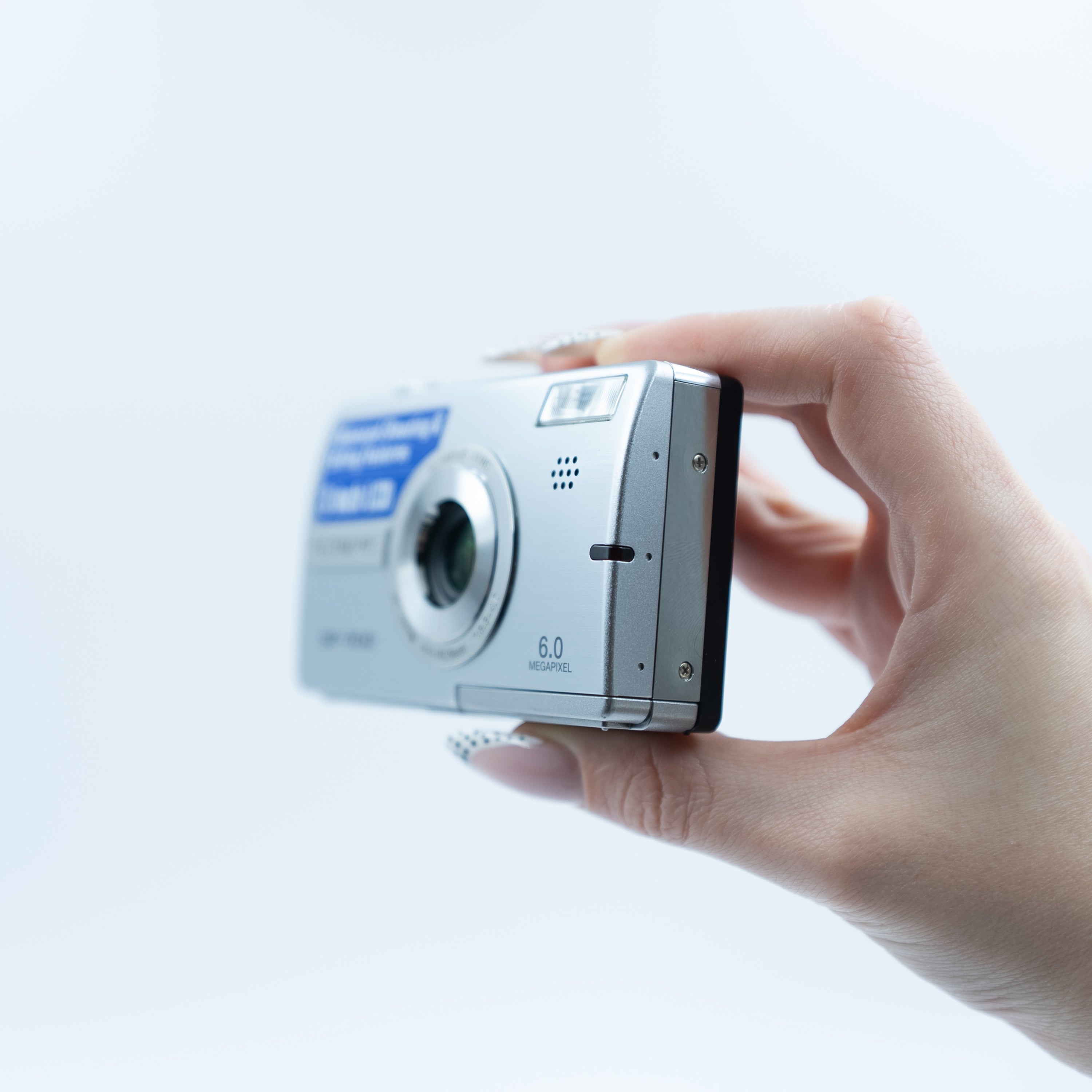 Olympus SP-700 | Digital Camera – Retro Camera Land