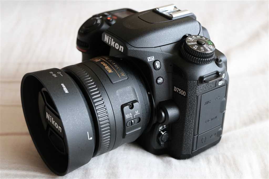 価格.com - 『D7500に装着した感じ』ニコン AF-S DX NIKKOR 35mm