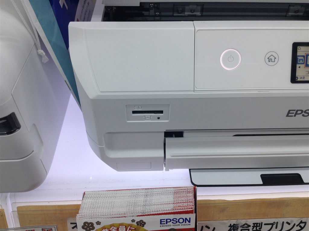価格.com - 『SDカードスロットを備える』EPSON カラリオ EP-712A