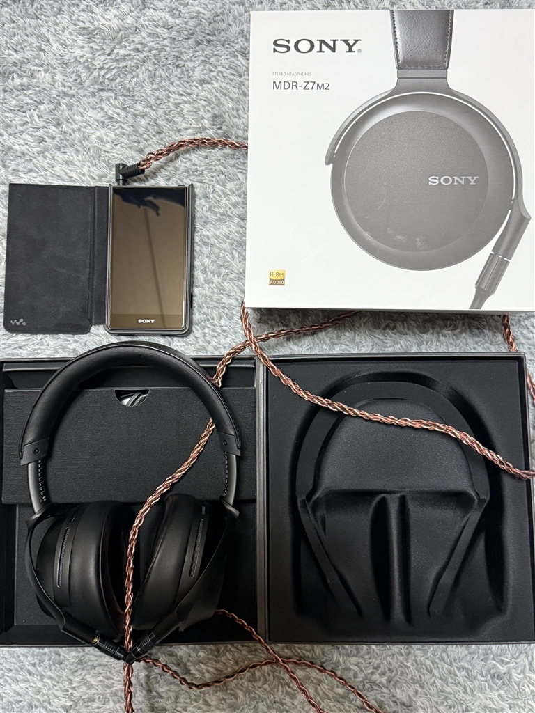 価格.com - 『MDR-Z7M2と化粧箱、MUC-B20SB2、NW-ZX707』SONY MDR-Z7M2